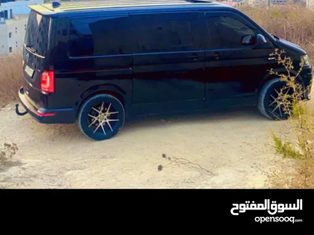Used Volkswagen Caravelle in Nablus