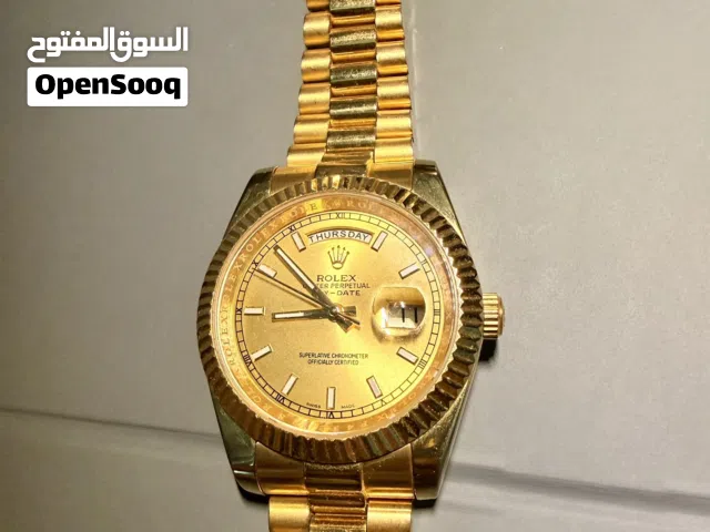 Luxury Gold Automatic Day-Date Style Watch  Excellent Condition CASH ONLY