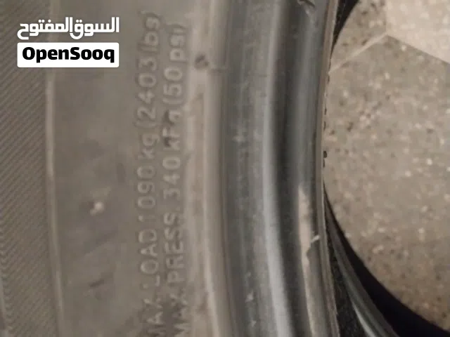 مستعمل Maxxis tires مقاس 265/50R20