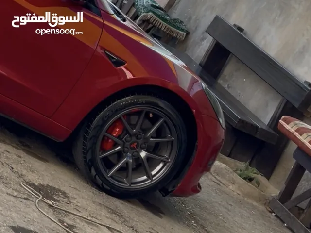 جنط تسلا الأصلي