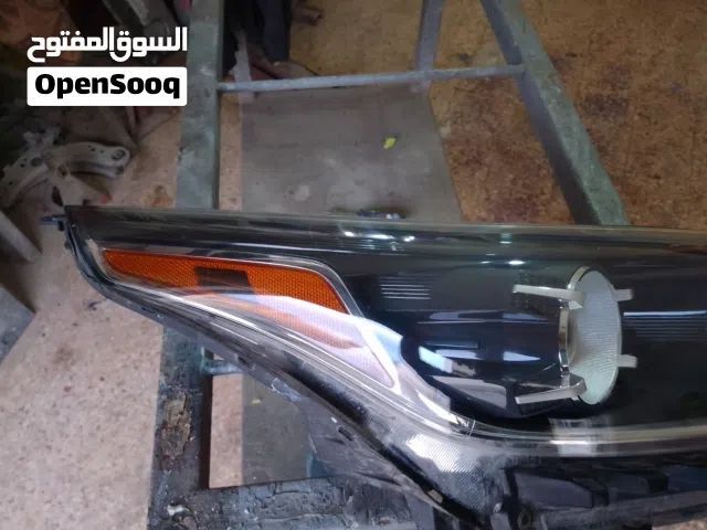 فنار  يمين ومرايا كيا فورتي 2019أصلي