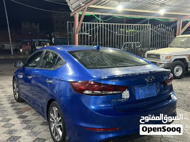 2017 هيونداي النترا Limited