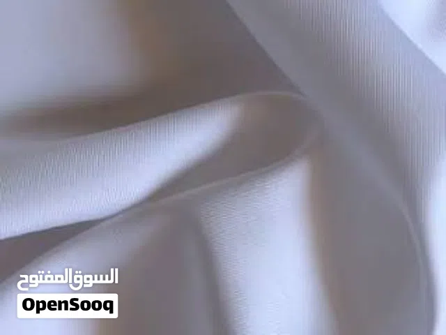 قطع قماش أبيض فاخر للبيع