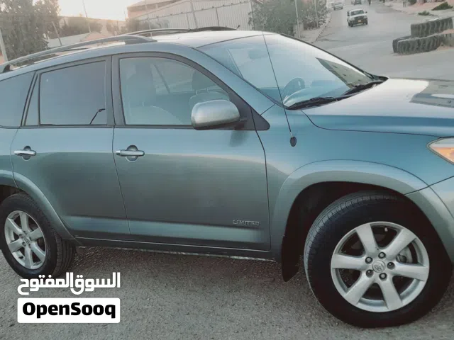 Used Toyota RAV 4 in Gharyan