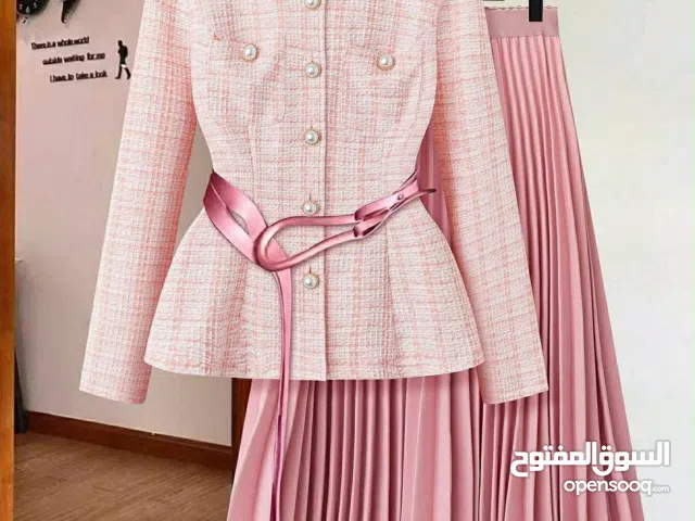 بدلة للبيع من شي ان جديده بنايلو خامه ربي يبارك