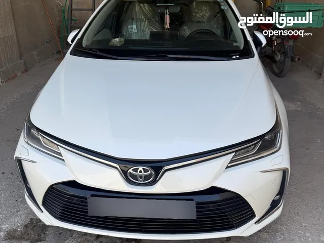 سيارة حلوه ونضيفه وكفاله عامه من كل شيء وجاهزه