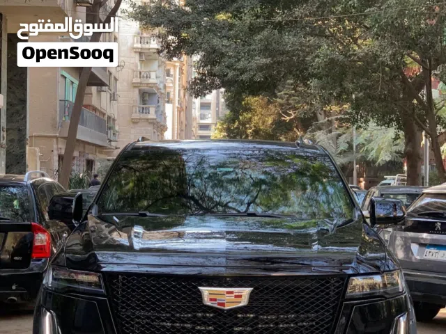 2025 Cadillac Escalade ESV SR