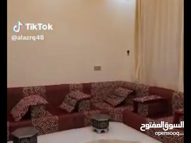 شقه مفروشه لليجارحده شارع ايران  كل الخدمات متوفره قلب صنعاء