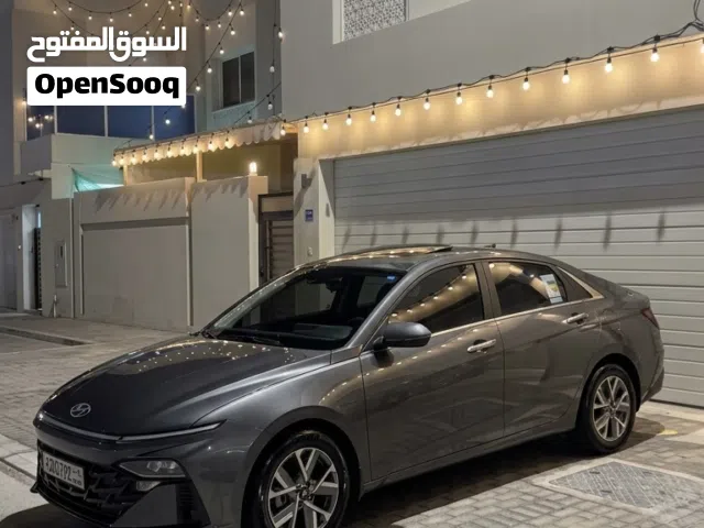 2025 هيونداي اكسنت Limited