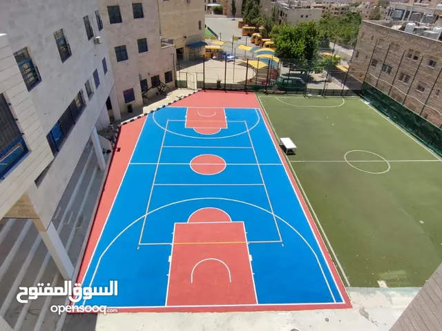 عشب صناعي وارضيات رياضية ومطاطية