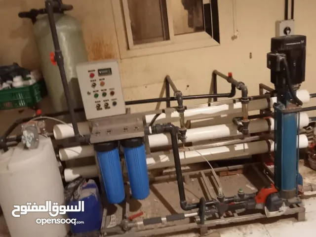 للبيع مكينه تحليه 10الف جلون سبب البيع تم تركيب مكينه 30الف جلون لان المزراعه كبير