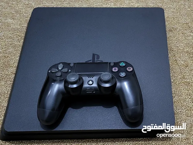 بليستيشن 4 playstation شبه جديد نظيف كرت