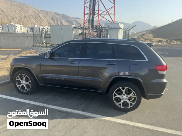 2018 جيب جراند شيروكى Limited