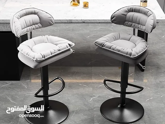 اغتنم الفرصة واحصل على كرسي مكتب او بار مريح وأنيق بأسعار خيالية .