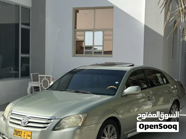 2005 تويوتا افالون Limited