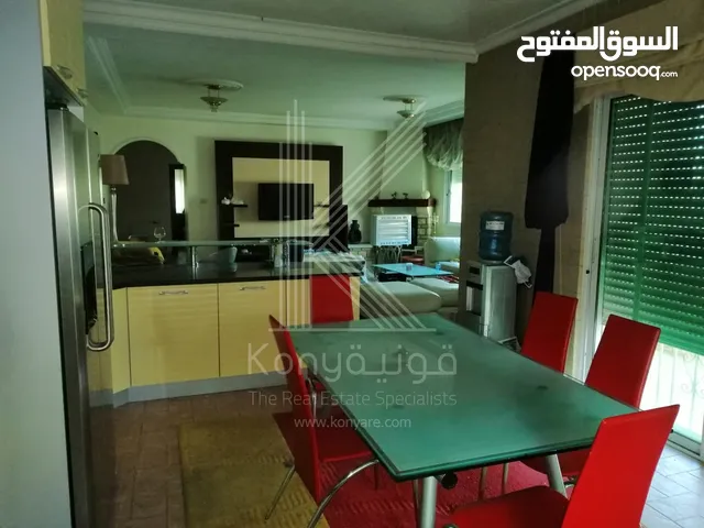 شقة مفروشة للبيع في ام اذينة