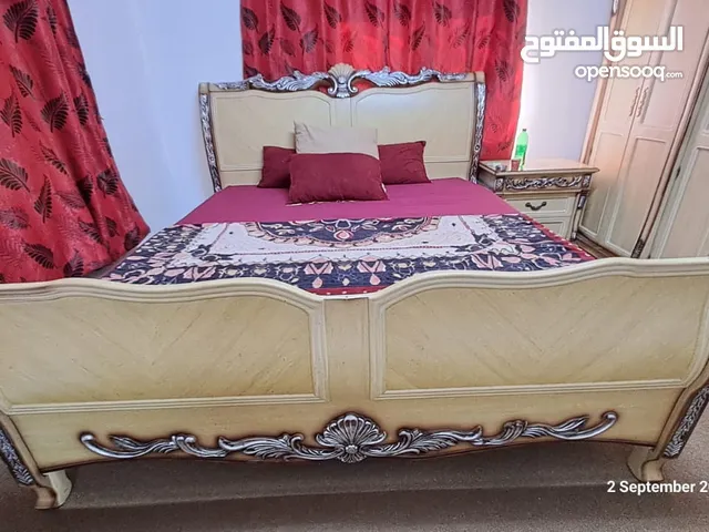 غرفة نوم بحال الوكالة