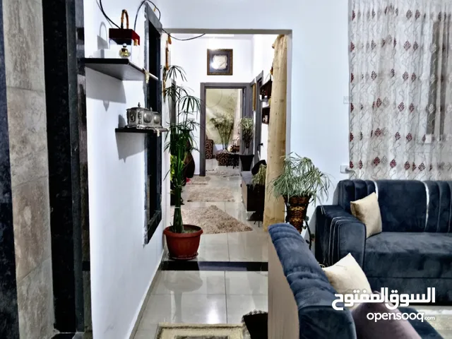 160 m2 3 Bedrooms Townhouse for Sale in Tripoli Ain Zara