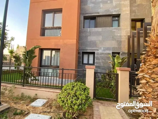 124 m2 3 Bedrooms Apartments for Sale in Cairo Fifth Settlement