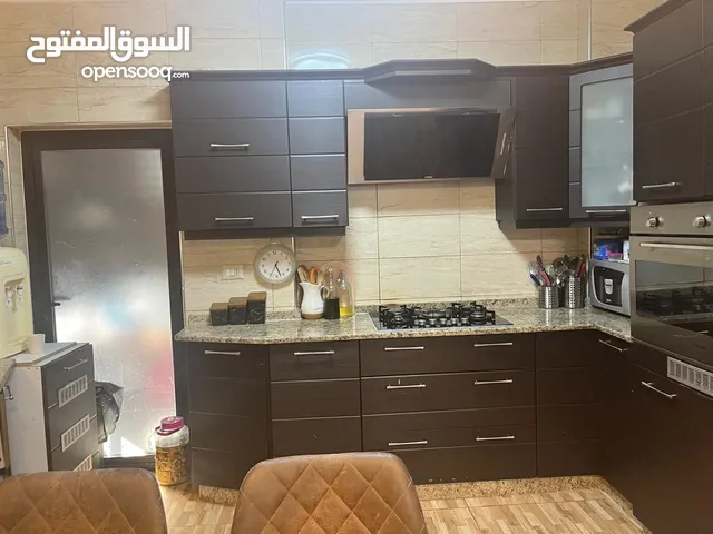 شقة مميزة للبيع مقابل الحرية مول بالقرب من تقاطع الإرسال
