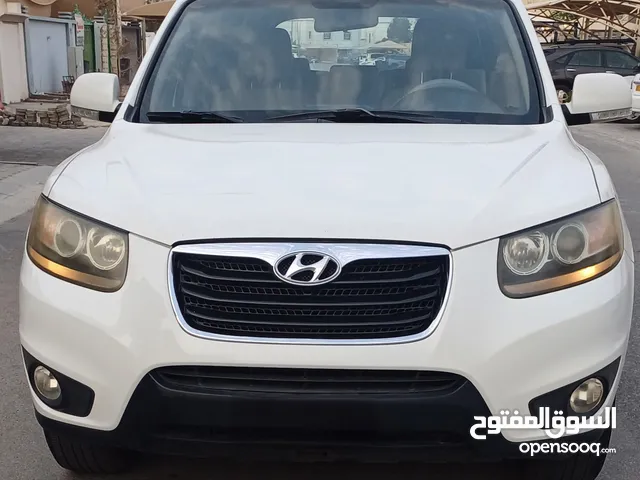 Used Hyundai Santa Fe in Muscat