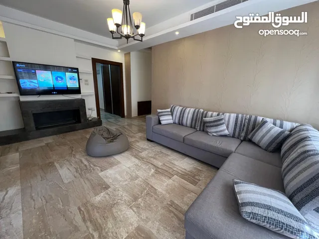 شقة مفروشة اثاث فخم جداً / للإيجار في منطقة #عبدون .. مساحة 150م
