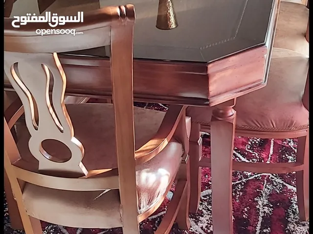 غرفه سفره شبه جديدة خشب زان