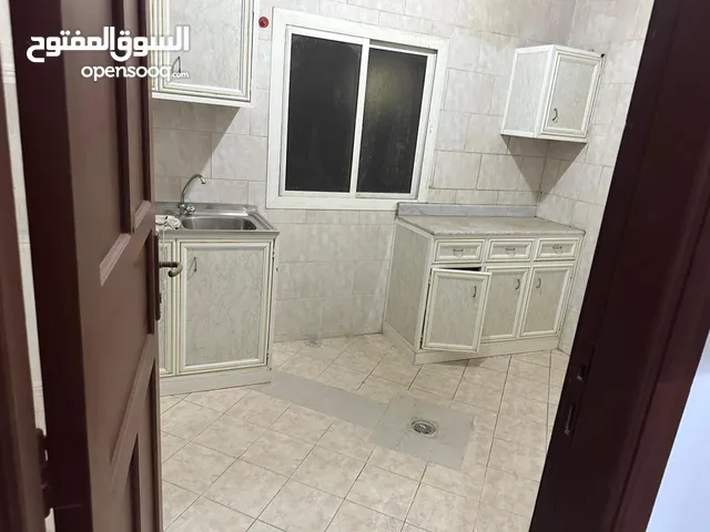 180 m2 3 Bedrooms Apartments for Rent in Jeddah Al Bawadi