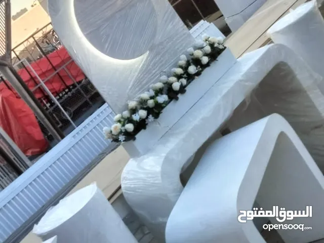 ستاند للبيع الإيجارمتوفر بأنواع وأشكال مختلفة للإيجار البيع اشتري طقم احصل علي بوكس ورد مجانا