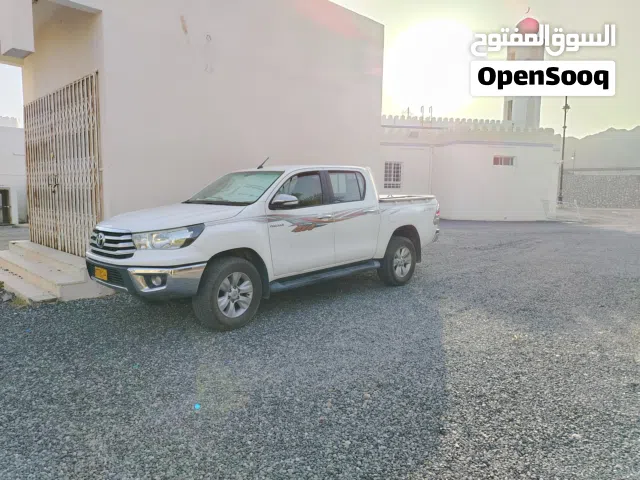 2016 Toyota Hilux SR5