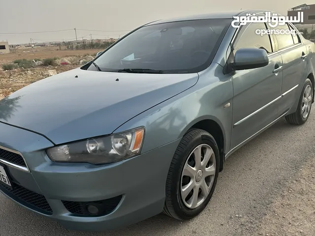 ميتسوبيشي فراشة 2011