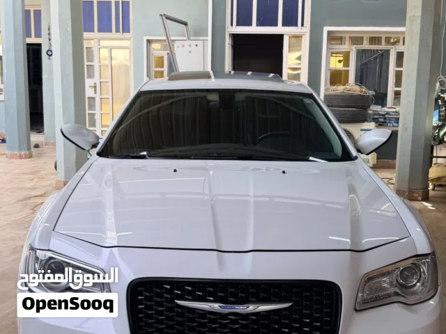 2016 كرايسلر 300 300S V6
