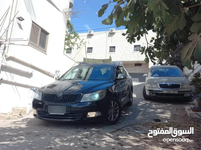 سكودا رمش للبيع