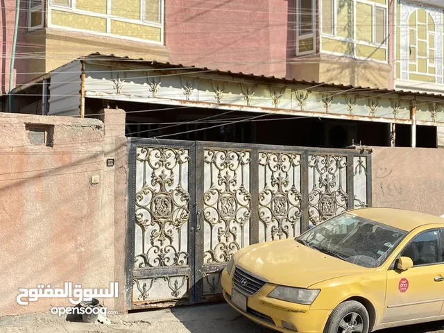 200 m2 More than 6 bedrooms Townhouse for Sale in Basra Uwaysan