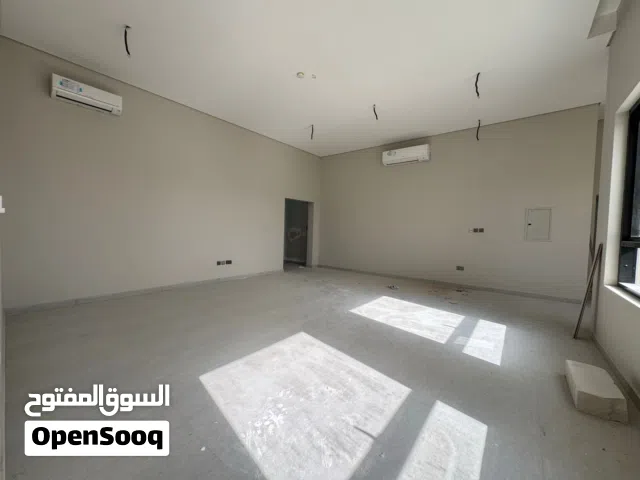 متاح شقة اربع غرف ماستر وصالة بمدينة الرياض جنوب الشامخة