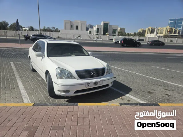 Used Lexus LS in Ajman
