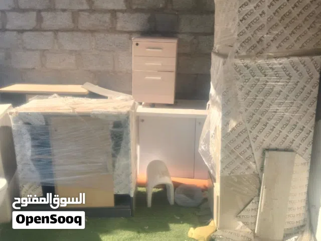 اثاث ومكاتب للبيع
