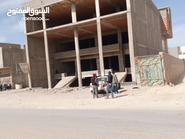 مبنى هيكل للايجار