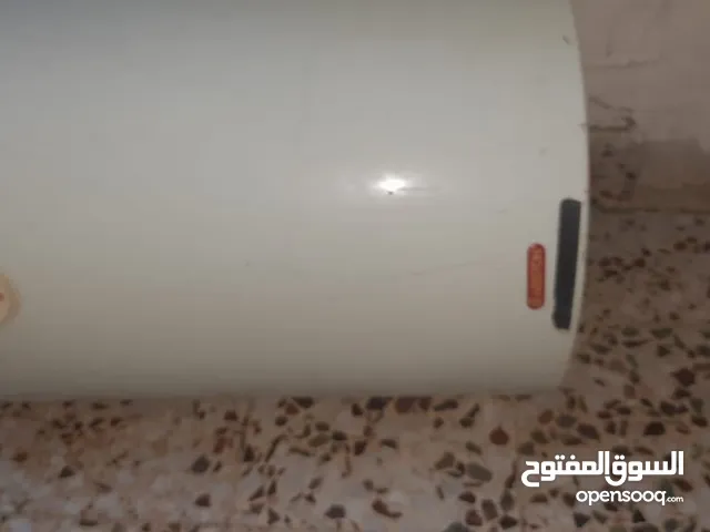 كيزر كهرباء اريستون بحاله ممتازه 80لتر