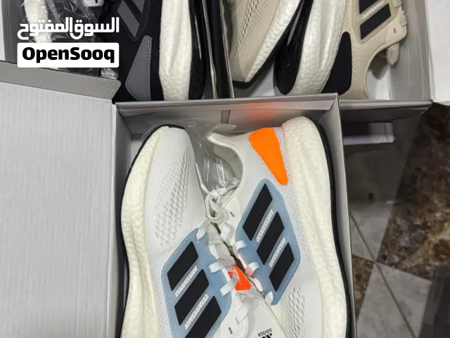 بضاعة محل جديد  ابيع شلعه يعني كلهن مو مفرد اكثر من 30 نوع