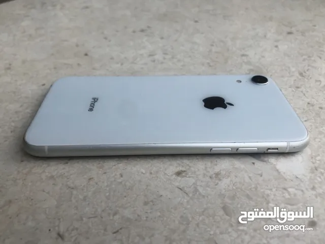 Apple iPhone XR 64 GB in Al Dhahirah