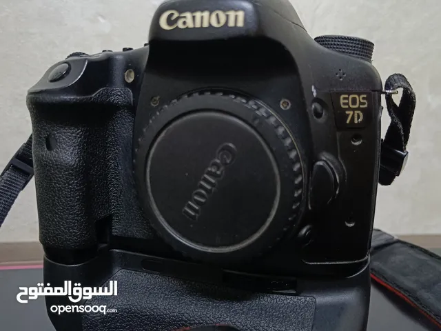 Canon 7D  Canon 1200D بحاله ممتازه