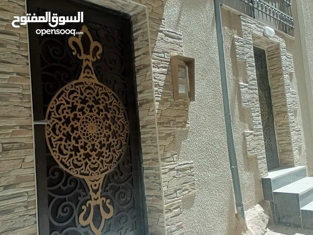 120 m2 3 Bedrooms Townhouse for Sale in Zarqa Hay Ramzi