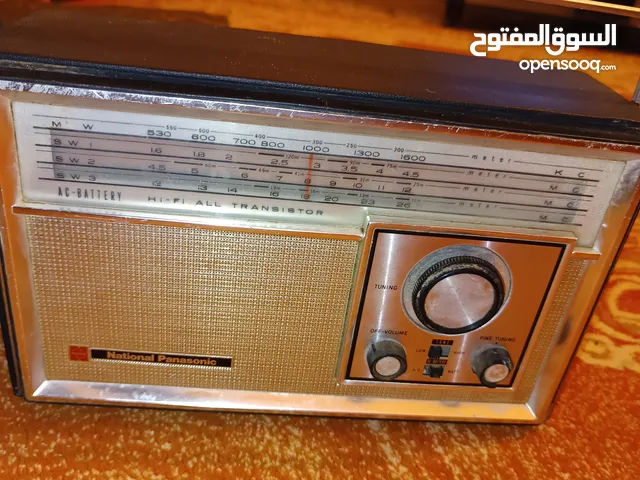 راديو قديم يشتغل ياباني اصلي