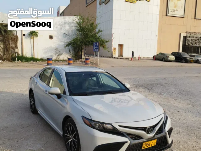 Tiyota camry 2023 SE