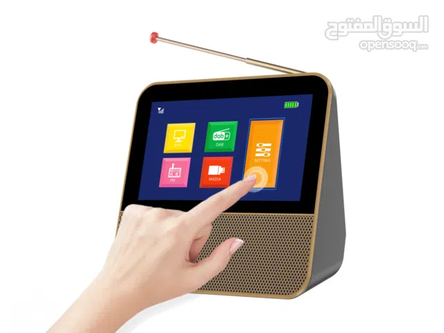 تلفزيون ذكي محمول 7 إنش - 3 في 1 (تلفزيون + سبيكر بلوتوث + مشغل وسائط)