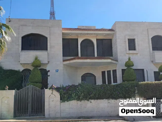 700 m2 5 Bedrooms Villa for Sale in Amman Khalda