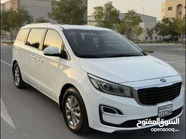 Kia carnival 2019 excellent car