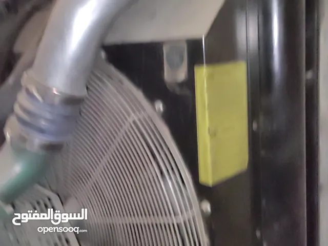 مولد كهربا فلفوه 200كيلو صافي شبه جديد موديل 2004