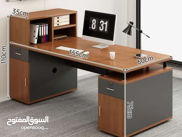 ميز مكتبي حجم كبير